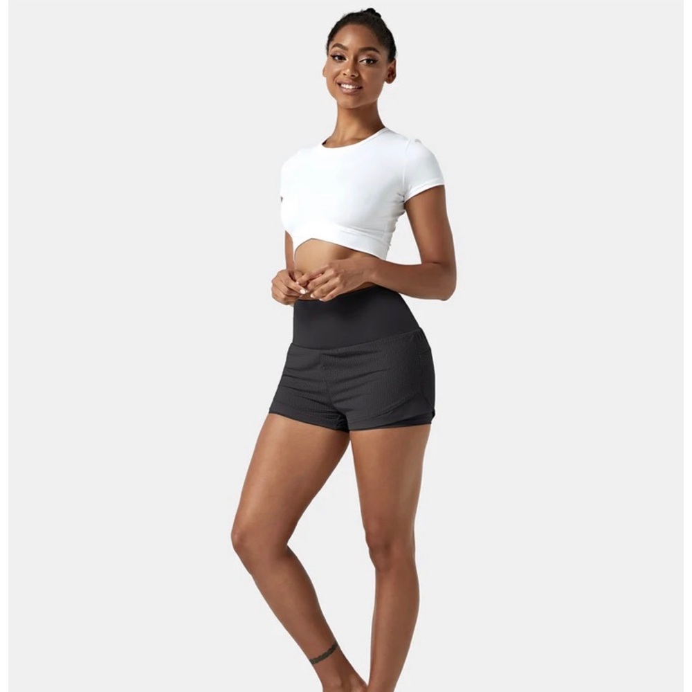 NWT- High Waisted Mesh Back Waistband Pocket 2-in-1 Casual Shorts 2"